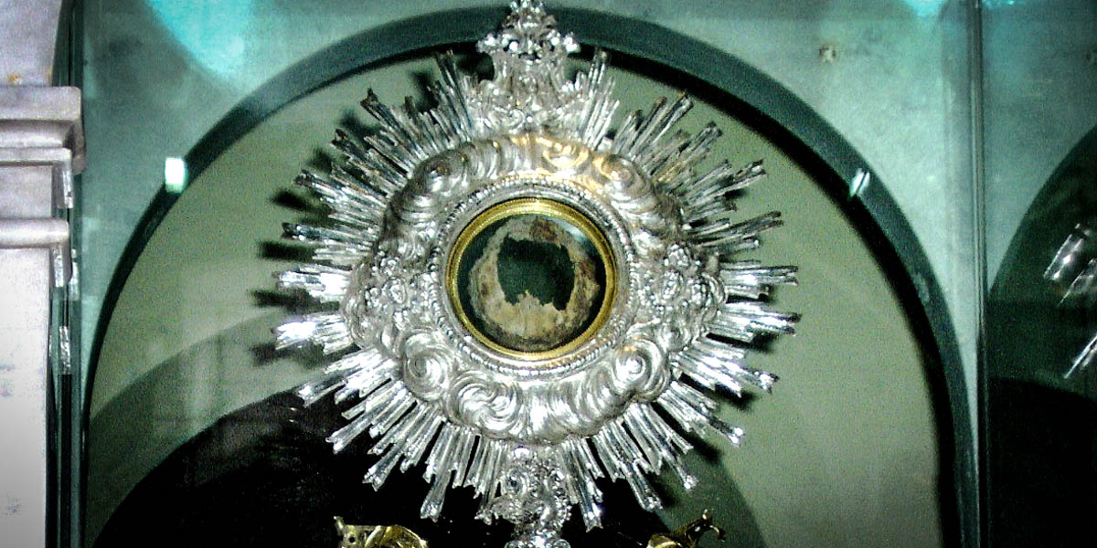 How a Eucharistic miracle is approved by the Church --Aleteia
